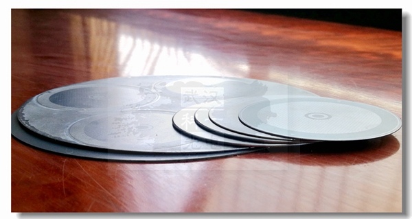 IC�뵼����ҵ�辧Ƭ�����и�� ���⻮Ƭ�������Բ��